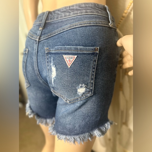 Guess Women’s High Rise Distressed Blue Denim Shorts Size 24 - Picture 3 of 7